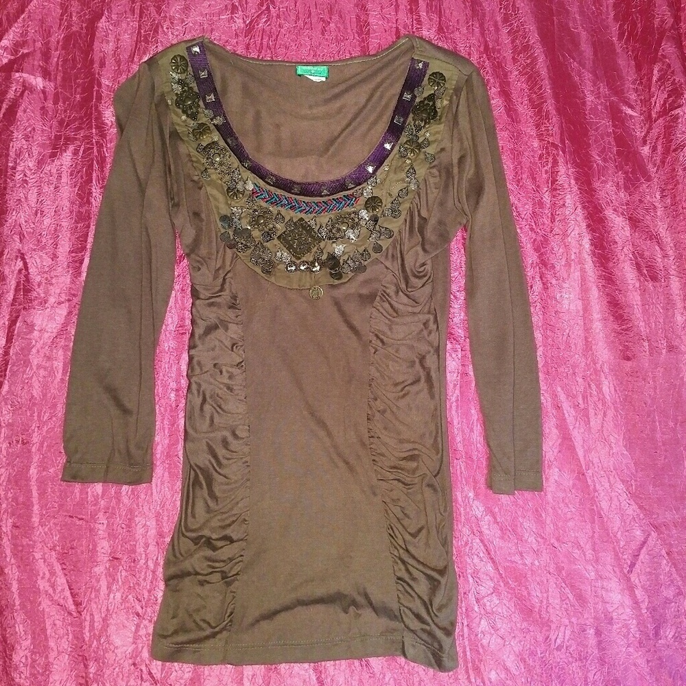Brown jeweled top