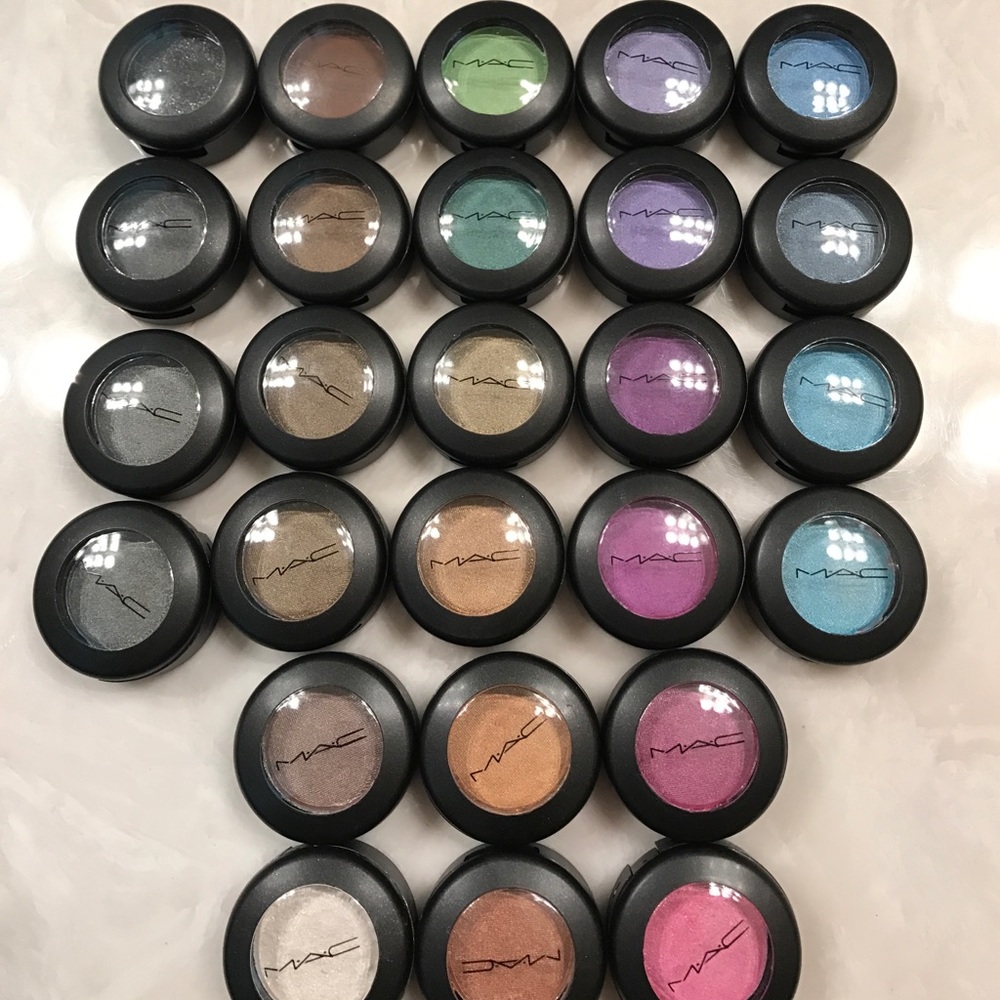 Mac eye shadow
