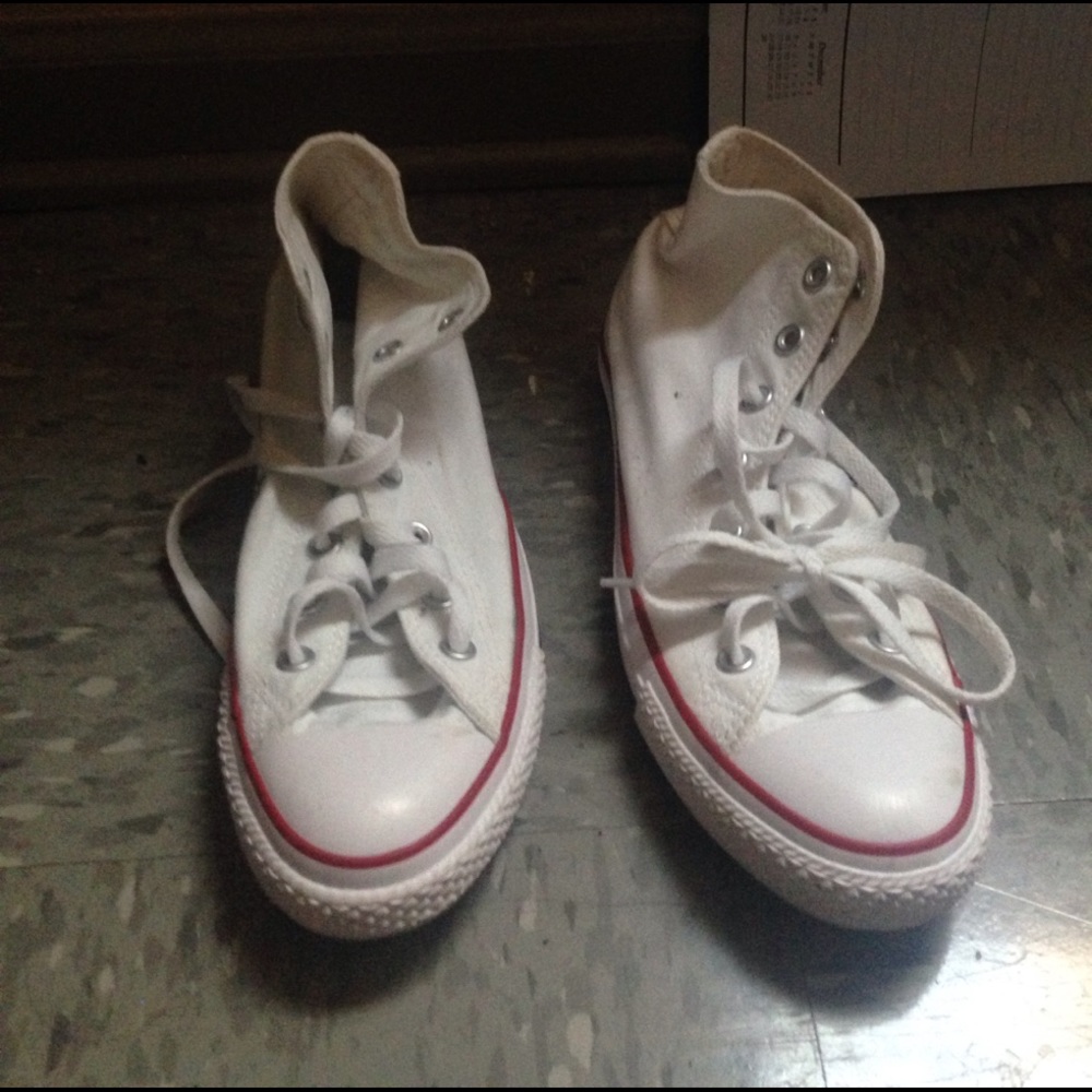 All Star converses white