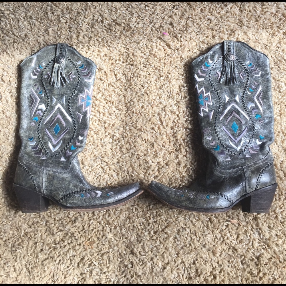 Corral Metallic Silver Multicolor Ethnic Pattern