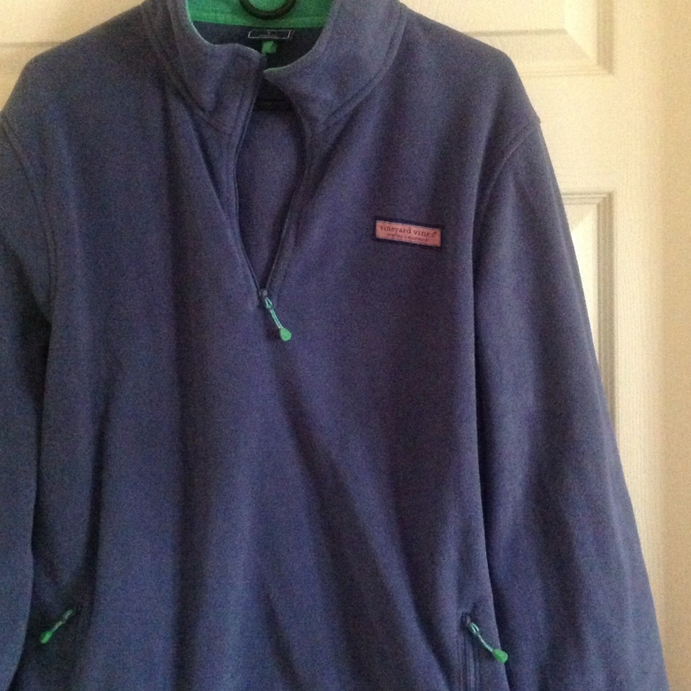 Brand new Vineyard Vines Fleece Pullover.