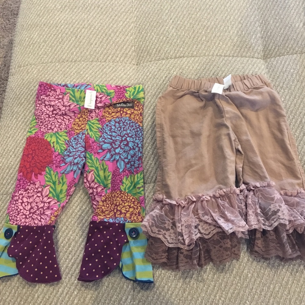 ❌SOLD❌ Lot of 2--Matilda Jane 18m pants