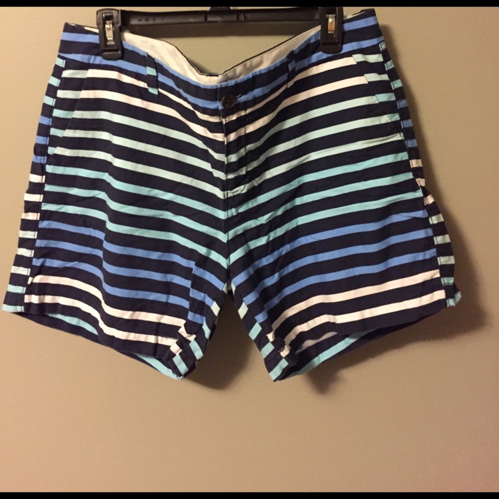 Old Navy size 14 blue and white stripe shorts