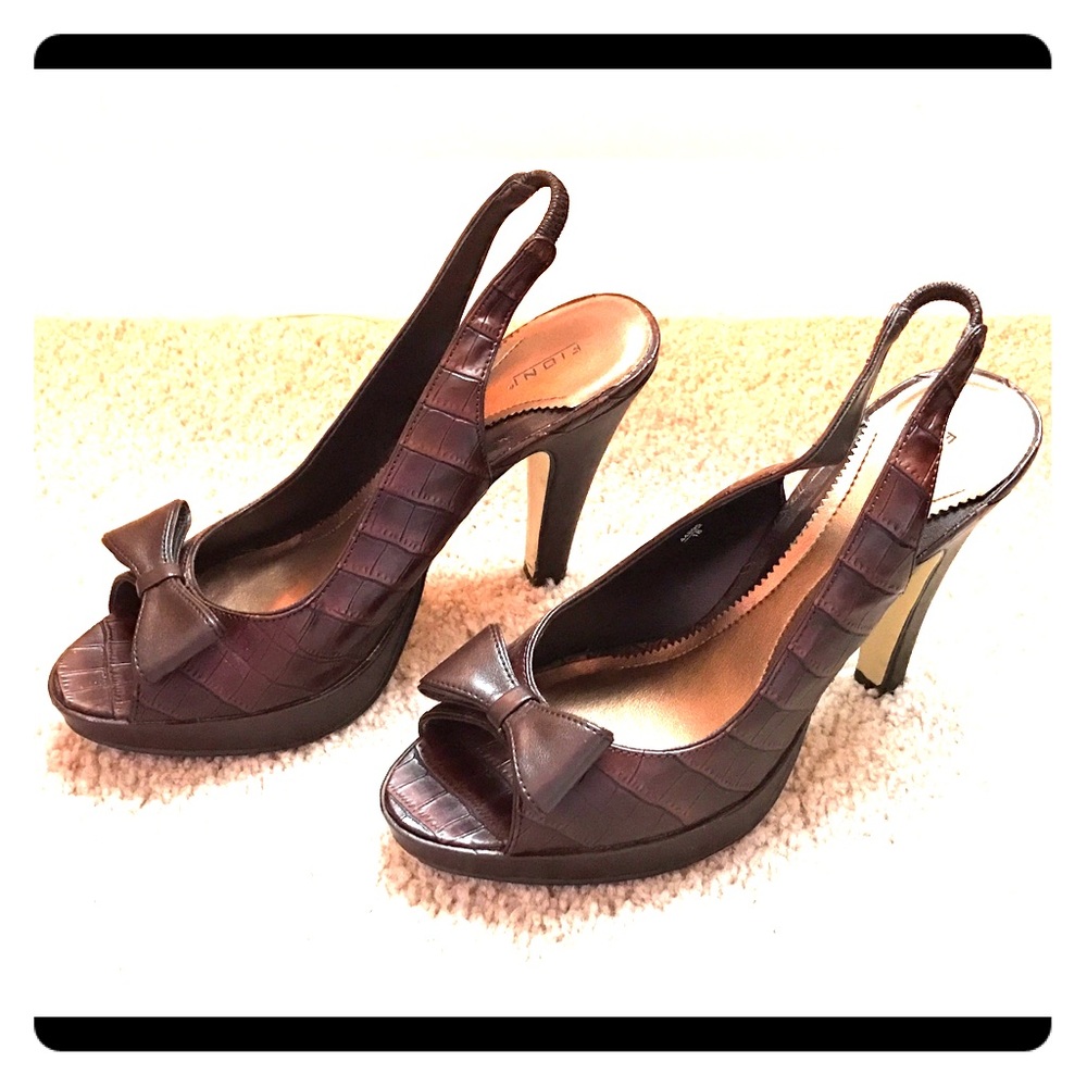 Brown bow alligator print heels