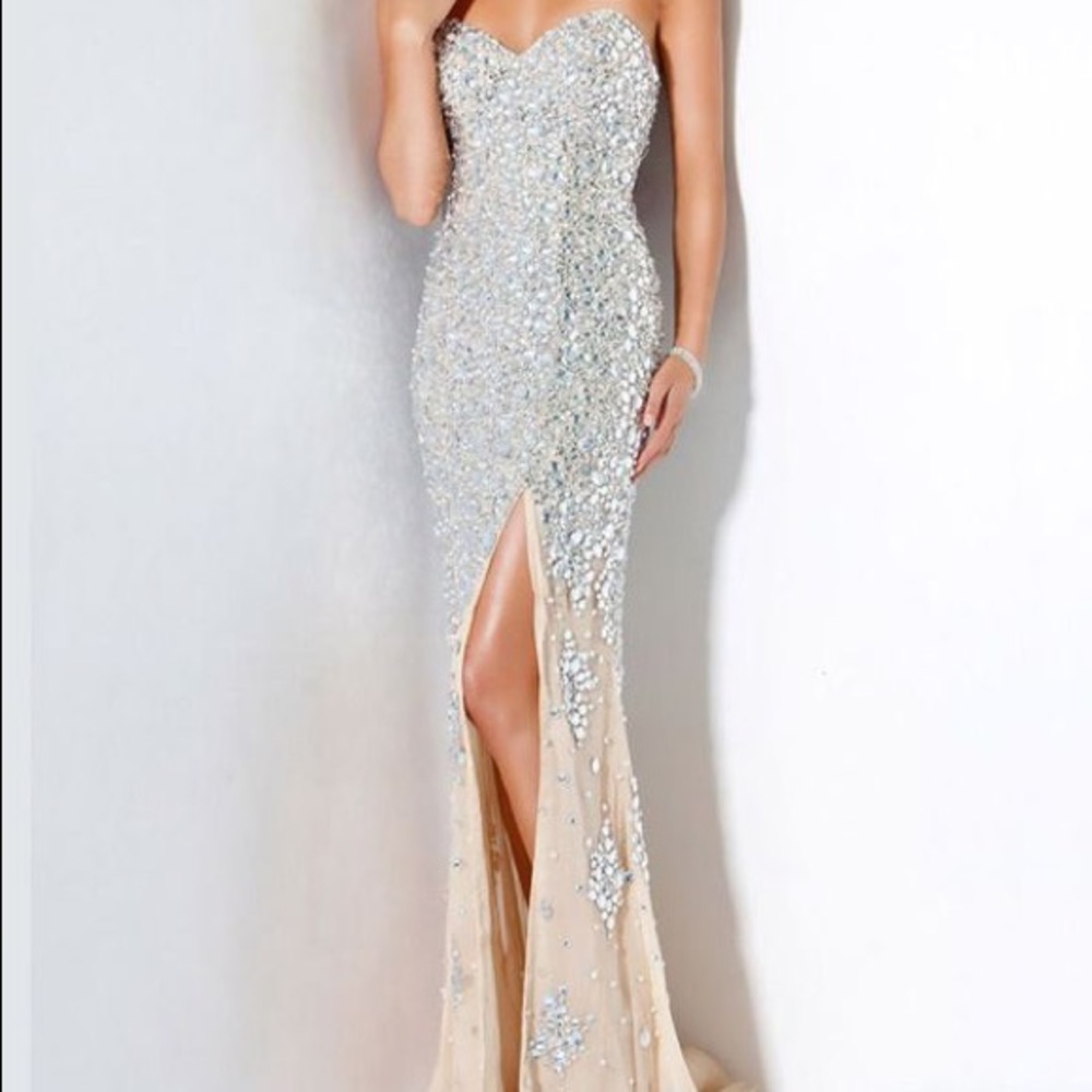 DROPPED 15%!Diamond white & nude jovani prom dress