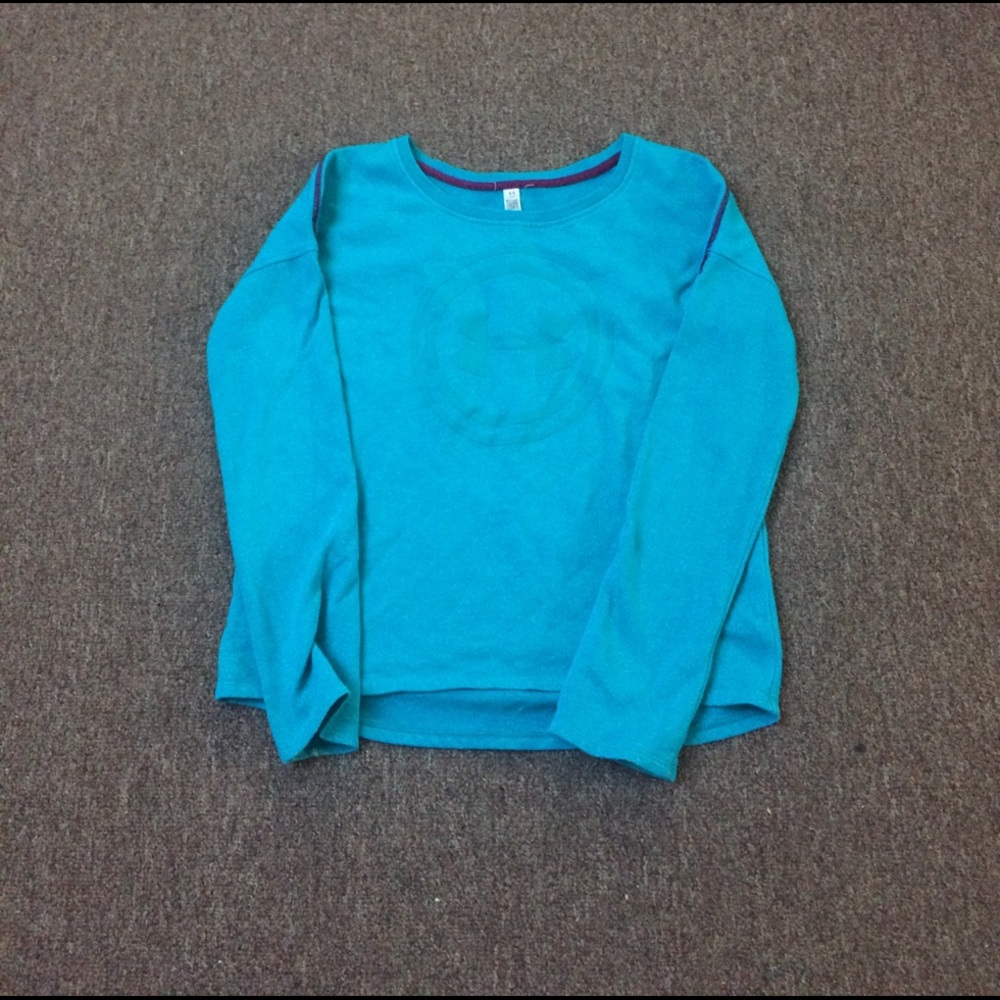 Girls under armor sweat shirt