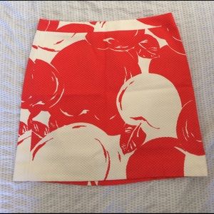 ⚡️Price Reduction⚡️ J. Crew Apple Print Skirt