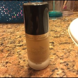 Too Faced Born This Way Foundation