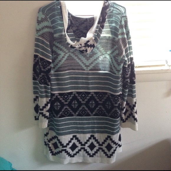 Hooded Cardigan Aztec pattern - Picture 2 of 2