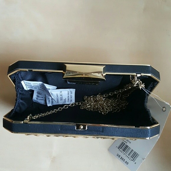 SOLD! Beautiful Black and Gold Minaudiere - Picture 2 of 4