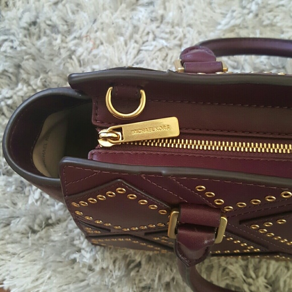 🚫SOLD🚫MICHAEL KORS GROMMET SATCHEL - Picture 5 of 7