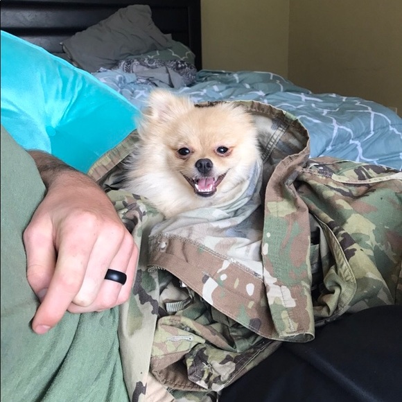 Meet your Posher, Amber! - Picture 2 of 7