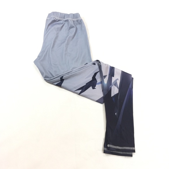 Hold Me Tights "Frightened Birds" Leggings - Picture 2 of 6