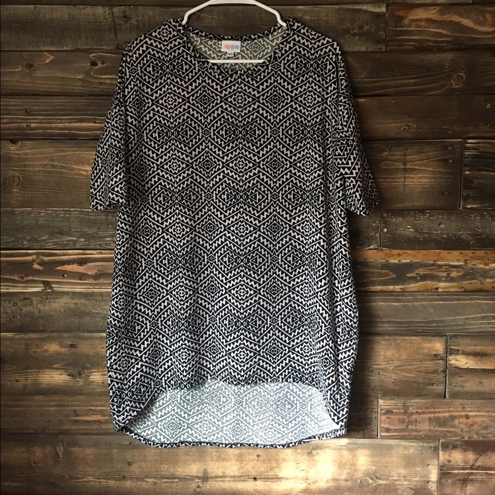 Women LuLaRoe XS black and white maternity top