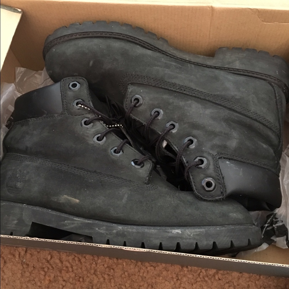 Black Tims