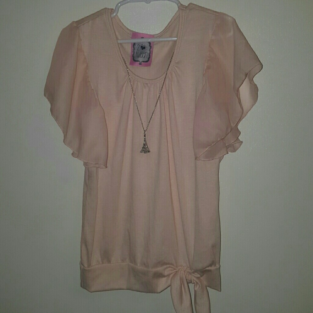 NWOT peach colored girl's size 7/8 top