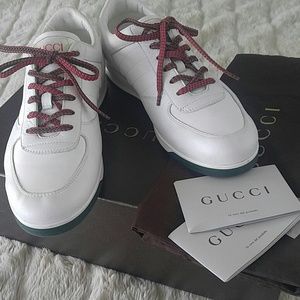 Gucci White Leather Classics!