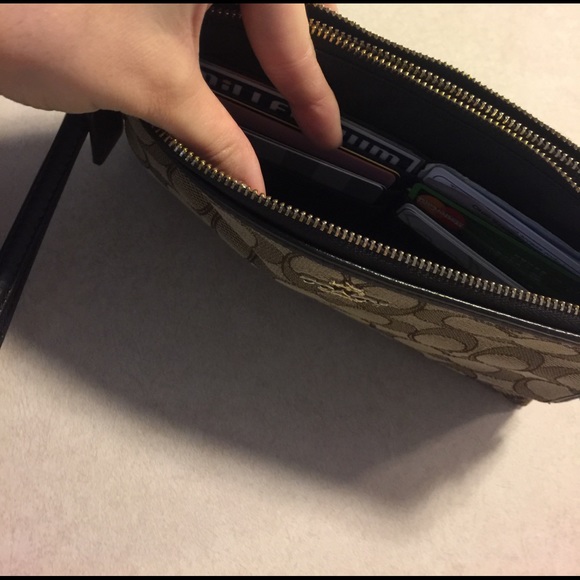 Coach wristlet. - Picture 2 of 3