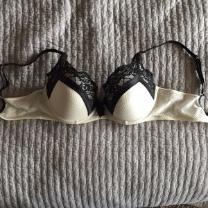 Black & Cream push-up bra