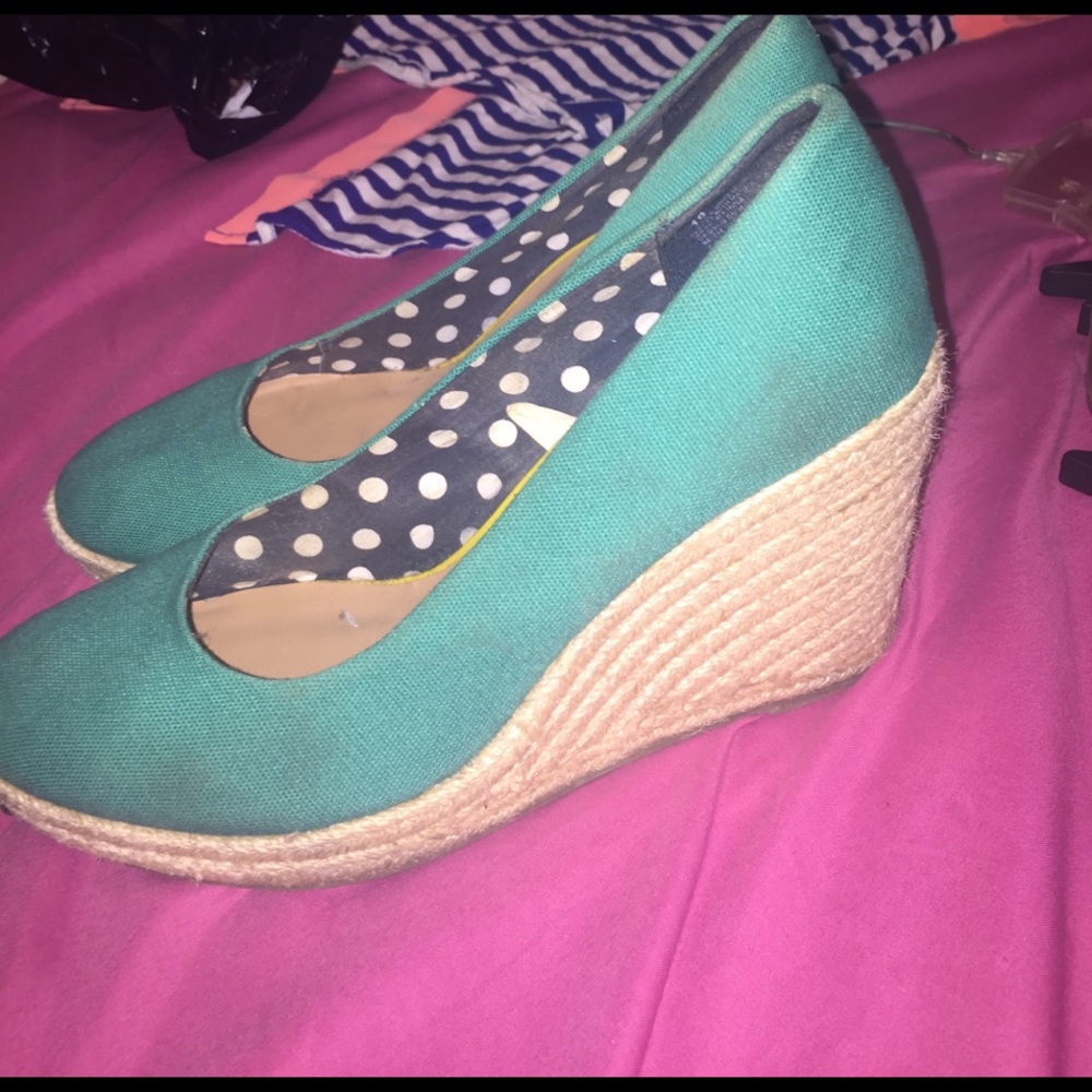 Turquoise wedges