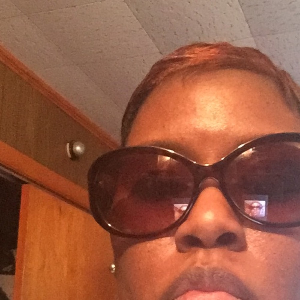 Coach sunglasses - Picture 4 of 6