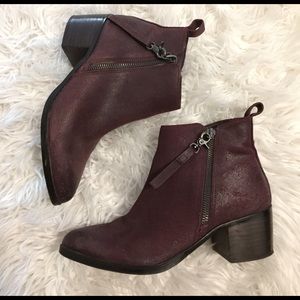 Maroon booties with zipper