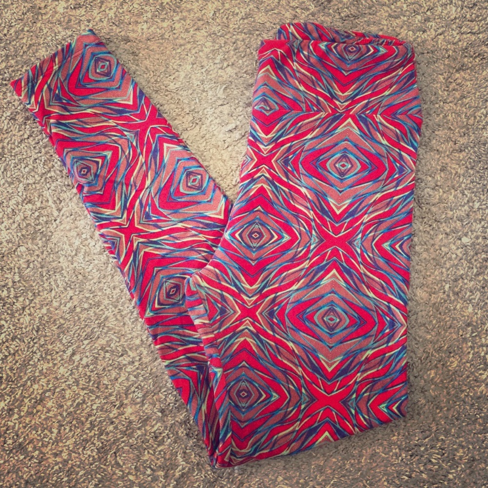 OS Lularoe leggings!