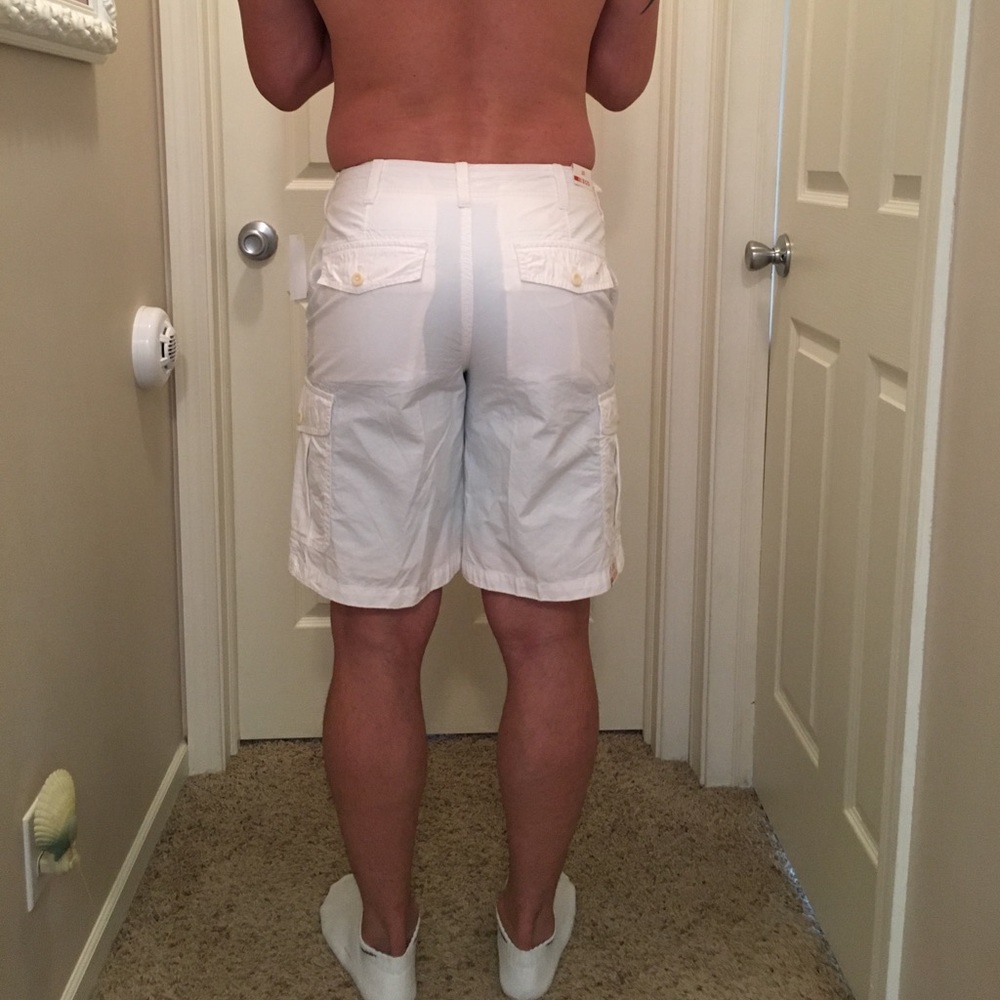 🎉🎉NWT Men's White Izod Cargo Shorts--Size 30🎉🎉