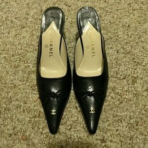 Chanel Black Leather slip on  Med Kitten Heel