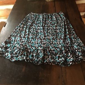 Perfect for Spring and Summer! Adorable skirt EUC
