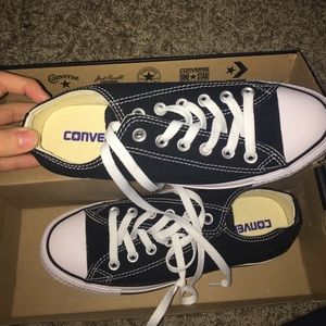 BRAND NEW BLACK CONVERSE