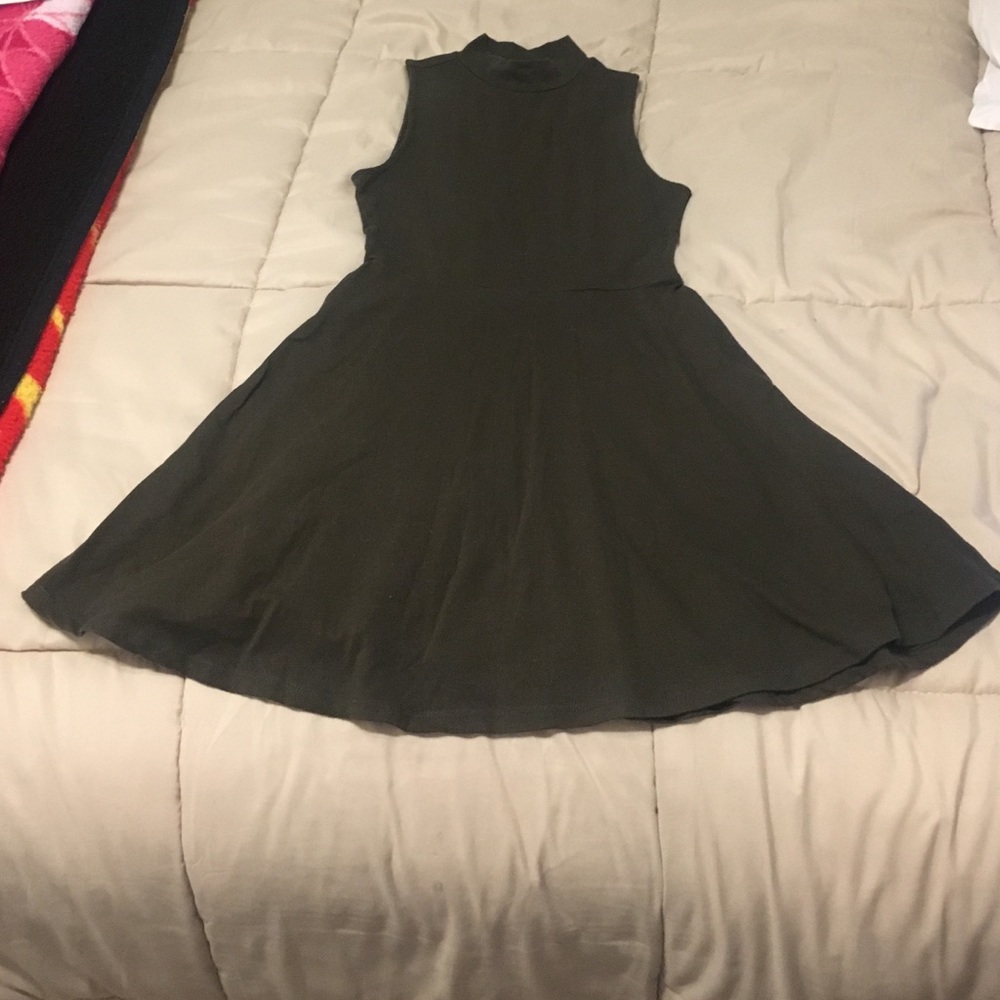 Forever 21 army green dress