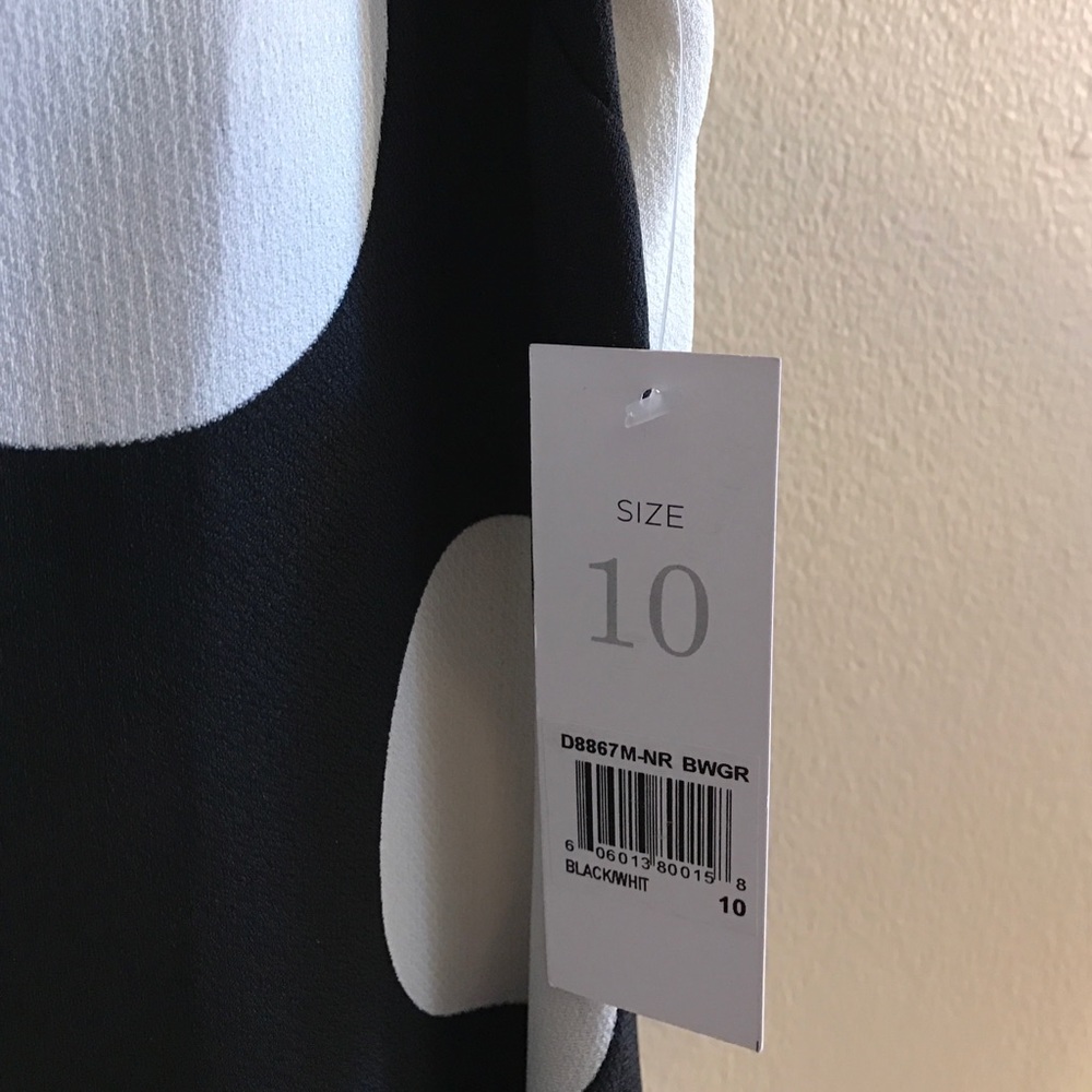 Donna Morgan Black Polkadot Short Slv Dress - Picture 6 of 6