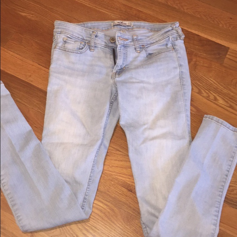 Hollister Super Skinny jeans size 1s
