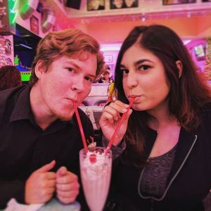 Meet your Posher, Claudia