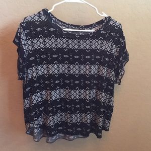 Nollie black tee w/ white triangle, diamond design