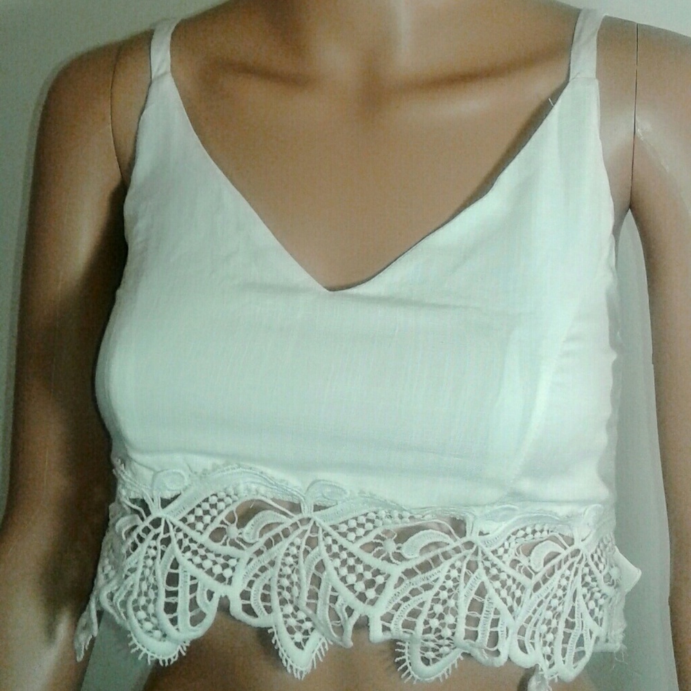 β SOLD NOT FOR SALE βCharlotte Russe Crop Top