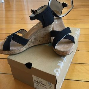 TOMS Canvas Strappy Wedge- NEW in box