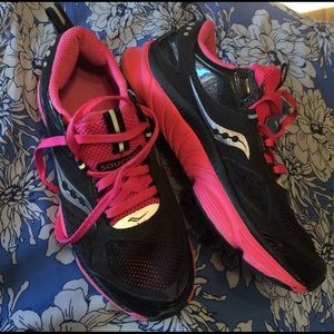 Saucony Grid Profile Running Shoes. Women's Size 7