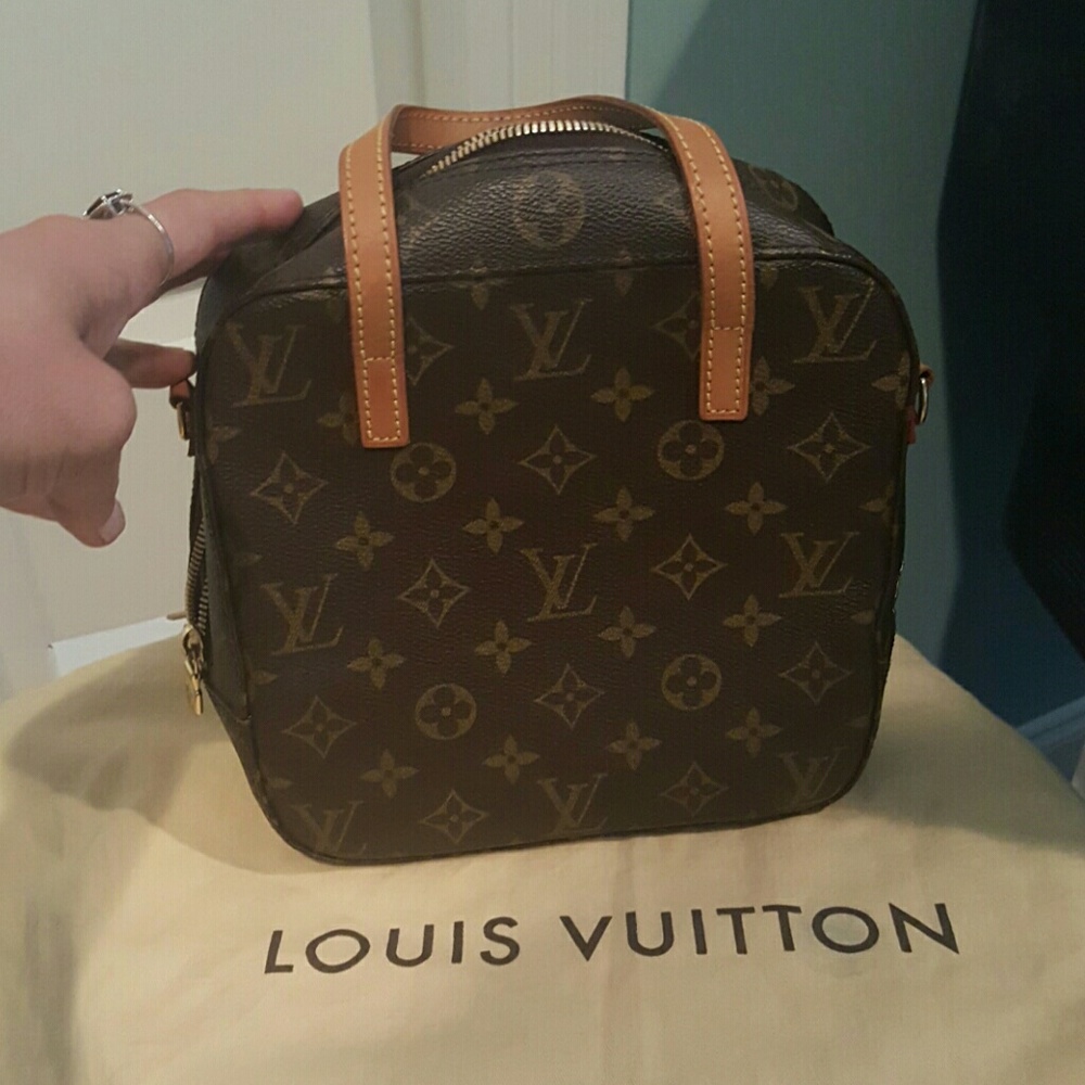 Authentic Louis Vuitton Spontini hand bag