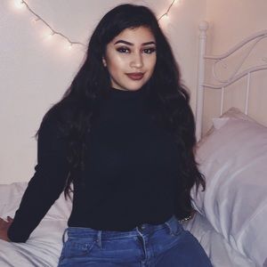 Meet your Posher, Noemi