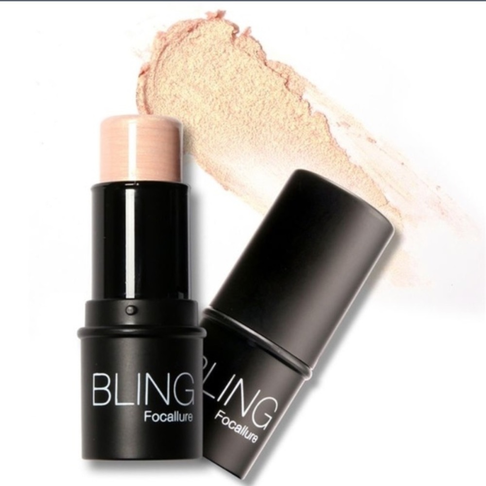 Silver or Gold Face Highlighter - Picture 3 of 5