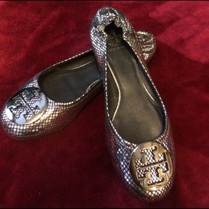 Silver Tory Butch Reva Flat 9