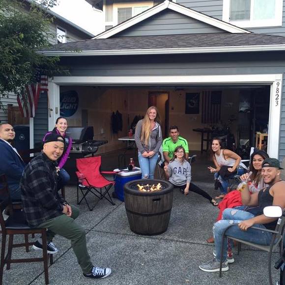 Meet your Posher, Quinton - Picture 1 of 1