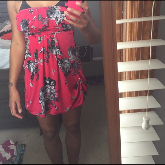 Mini dress - Picture 2 of 2