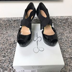 Jessica Simpson patent leather pumps