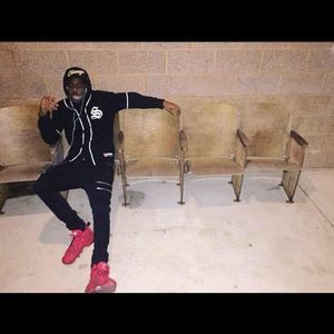 Meet your Posher, Ray