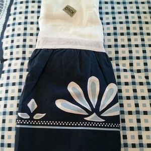 King size bed skirt..NEW