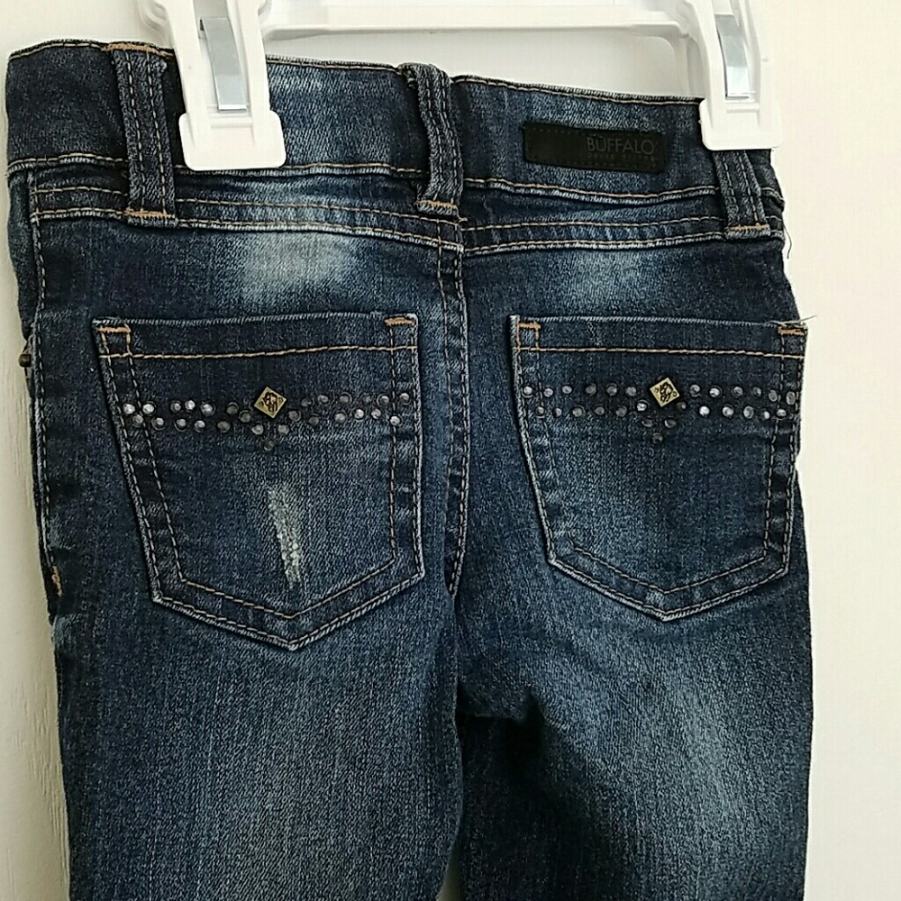 NWOT Distressed kids jeans
