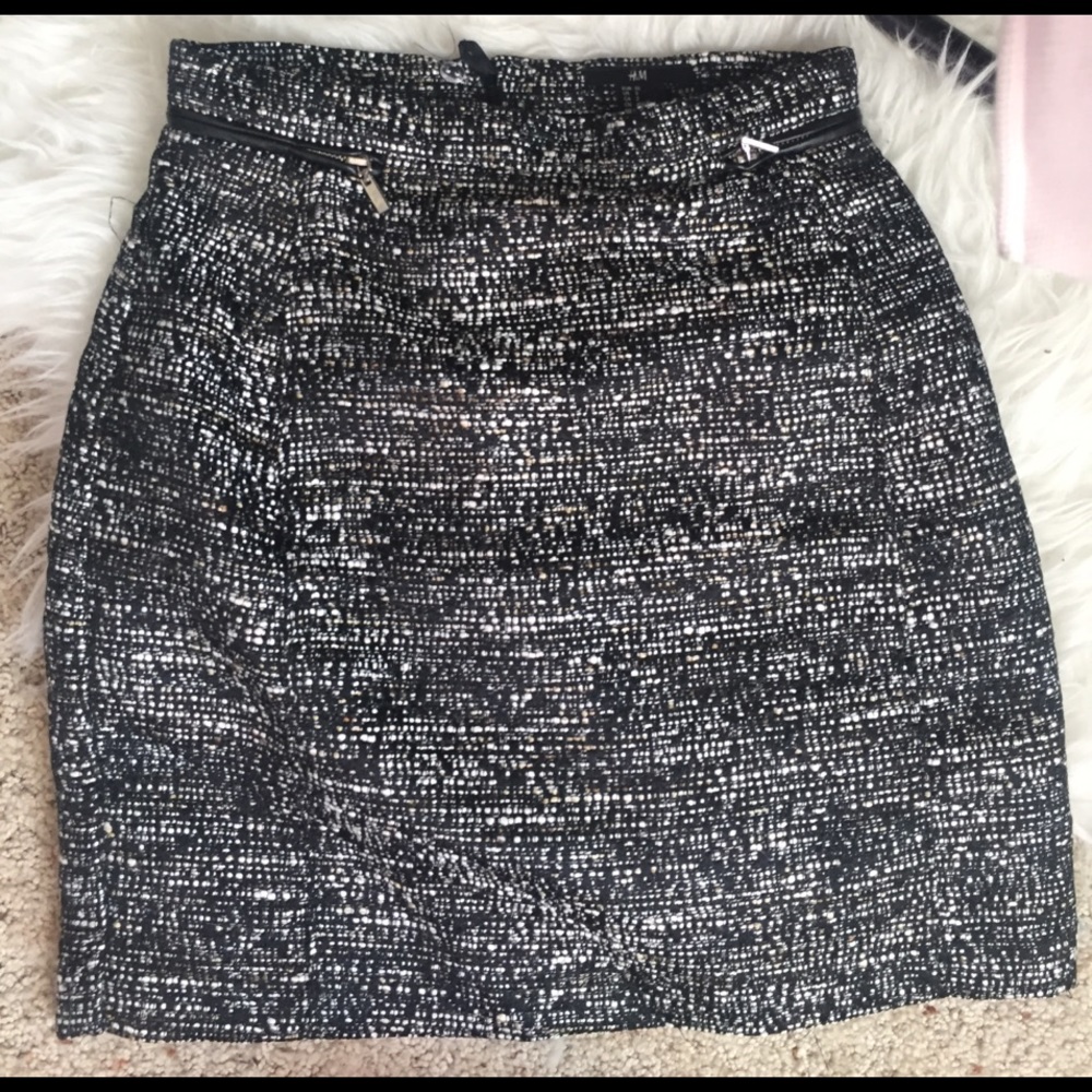 H&M tweed high wasted skirt